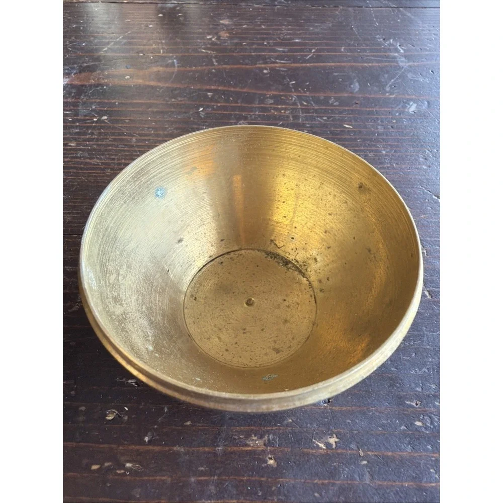 Vintage Solid Brass Freestanding Etched Egg Trinket Box